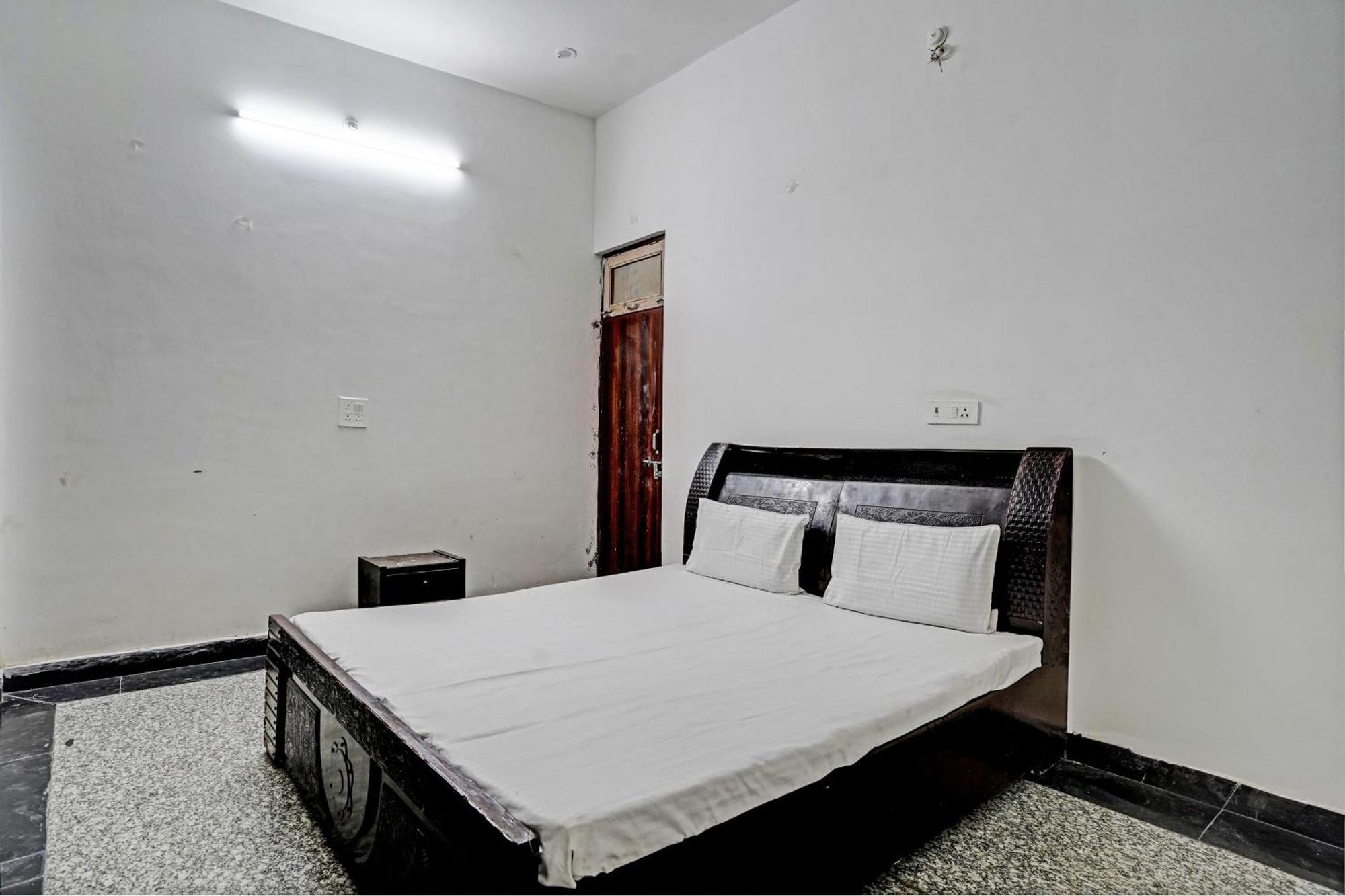 Hotel O Highway Plaza And Resorts 2 Hathras Exterior photo
